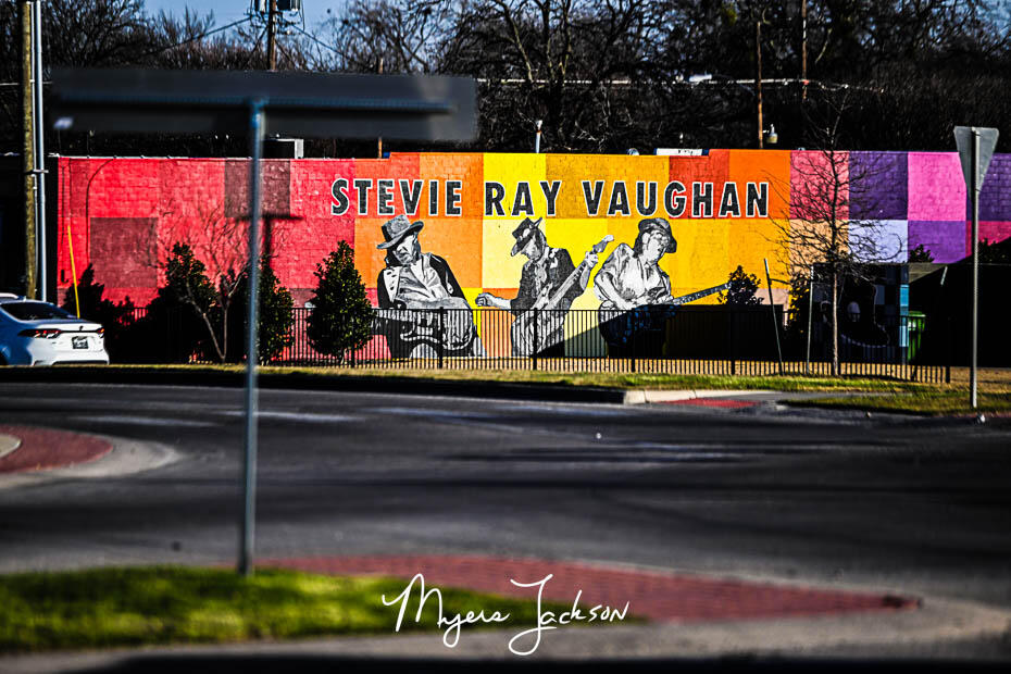 stevie ray vaughn mural in dallas texas 