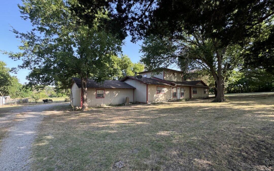 6528 FM 2264 Rome Texas, Wise Co Home and Land Auction