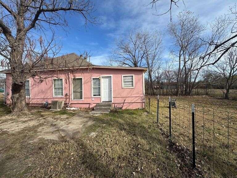 301 Dogwood Avenue, Princeton Texas 75407