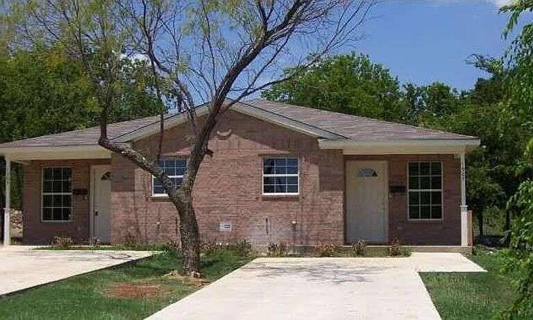 1432 E Mulkey St Fort Worth TX 76104 Duplex Auction